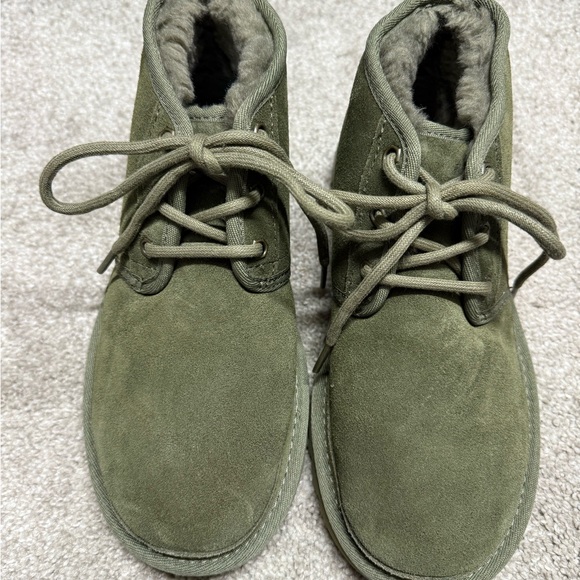 UGG Neumel Chukka Boots in Burnt Olive - Picture 2 of 9